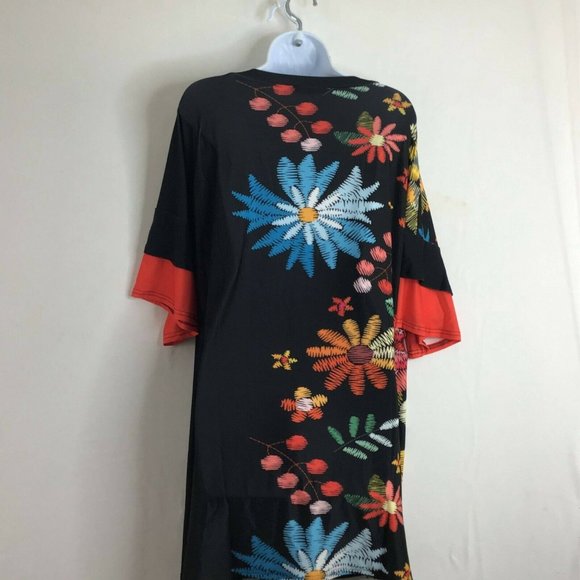 Lily by Firmiana Women's Black & Blue Floral V-Neck Ruffle-Sleeve Tunic 1XL - Picture 6 of 10